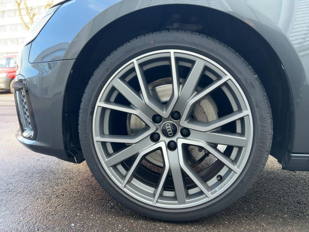 Audi A4 - Bild 12