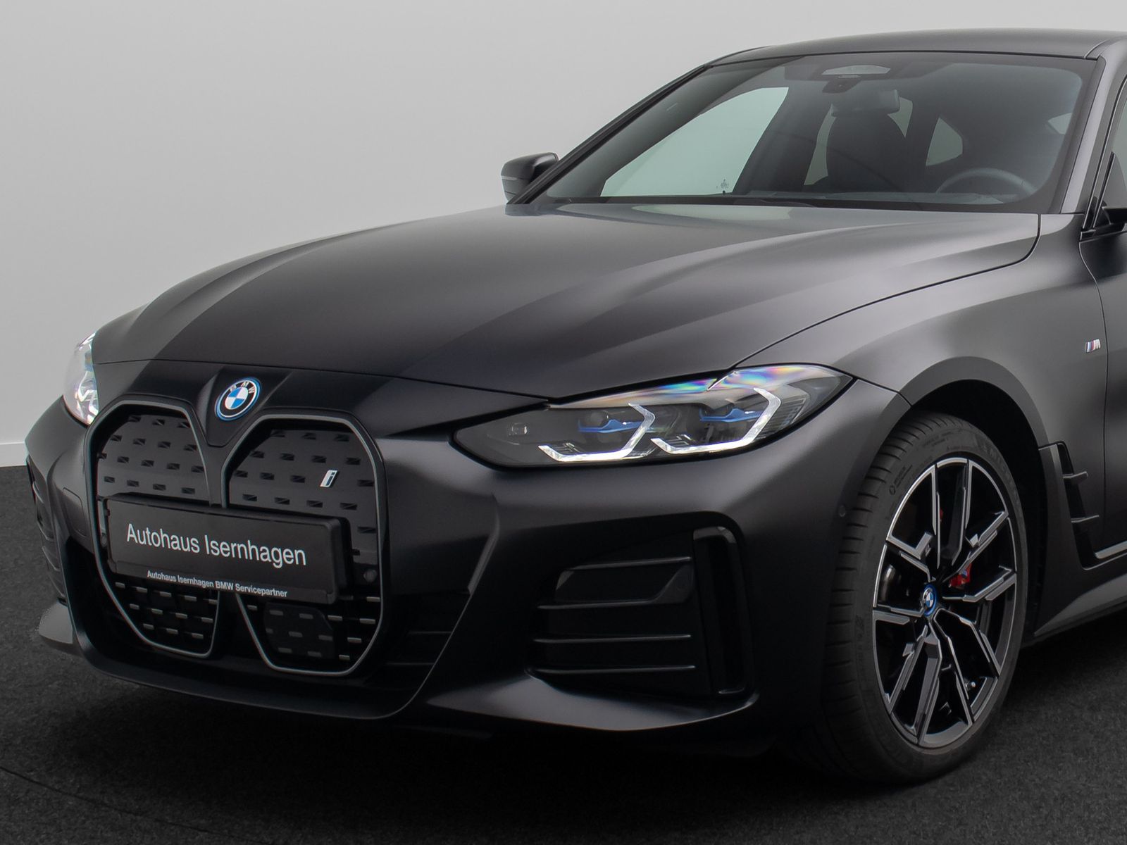 Fahrzeugabbildung BMW i4 eD40 M Sport HUD DAB Kamera Individual 19Zoll