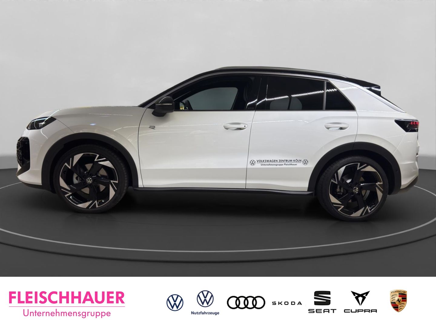 Volkswagen T-Roc R-Line 1.5 l eTSI OPF 150PS NAVI LED AHK S imagem 3