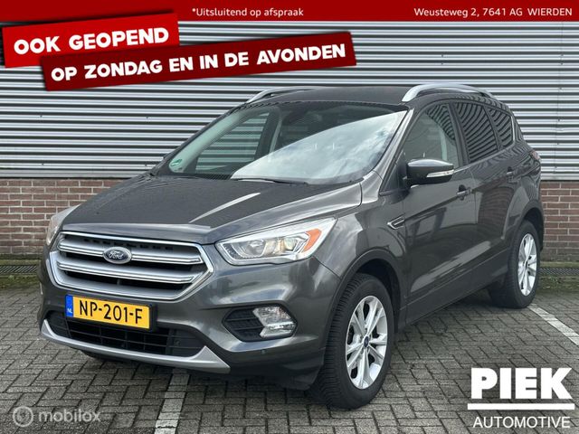 Ford Kuga 1.5 EcoBoost Titanium AHK navi