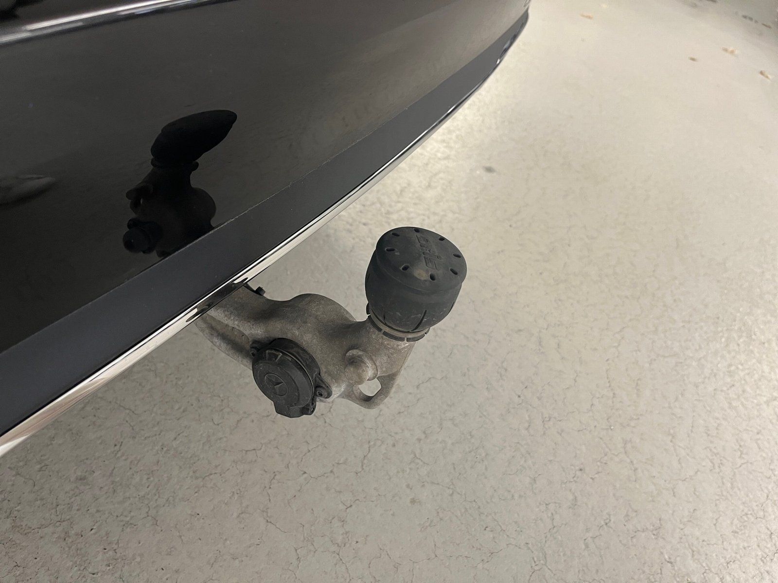 Fahrzeugabbildung Mercedes-Benz E 220 T d 4M Avantgarde*AHK*Totwinkel*Kamera*LED
