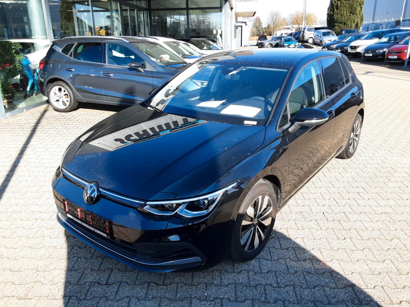 Volkswagen Golf VIII Move Autom Klima Nav SH LH App Con LED
