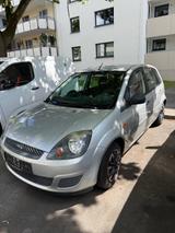 Ford Fiesta 1.4 16V Ghia Ghia Frischer TÜV - Ford Fiesta aus 2007: 1.4