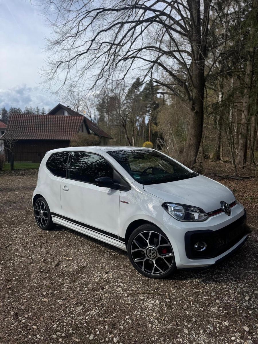 VW UP! 1.0 TSI GTI