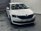 Skoda 1.6 TDI DSG Combi Style * ACC * LED * NAVI * APP - Skoda Octavia: 1.6