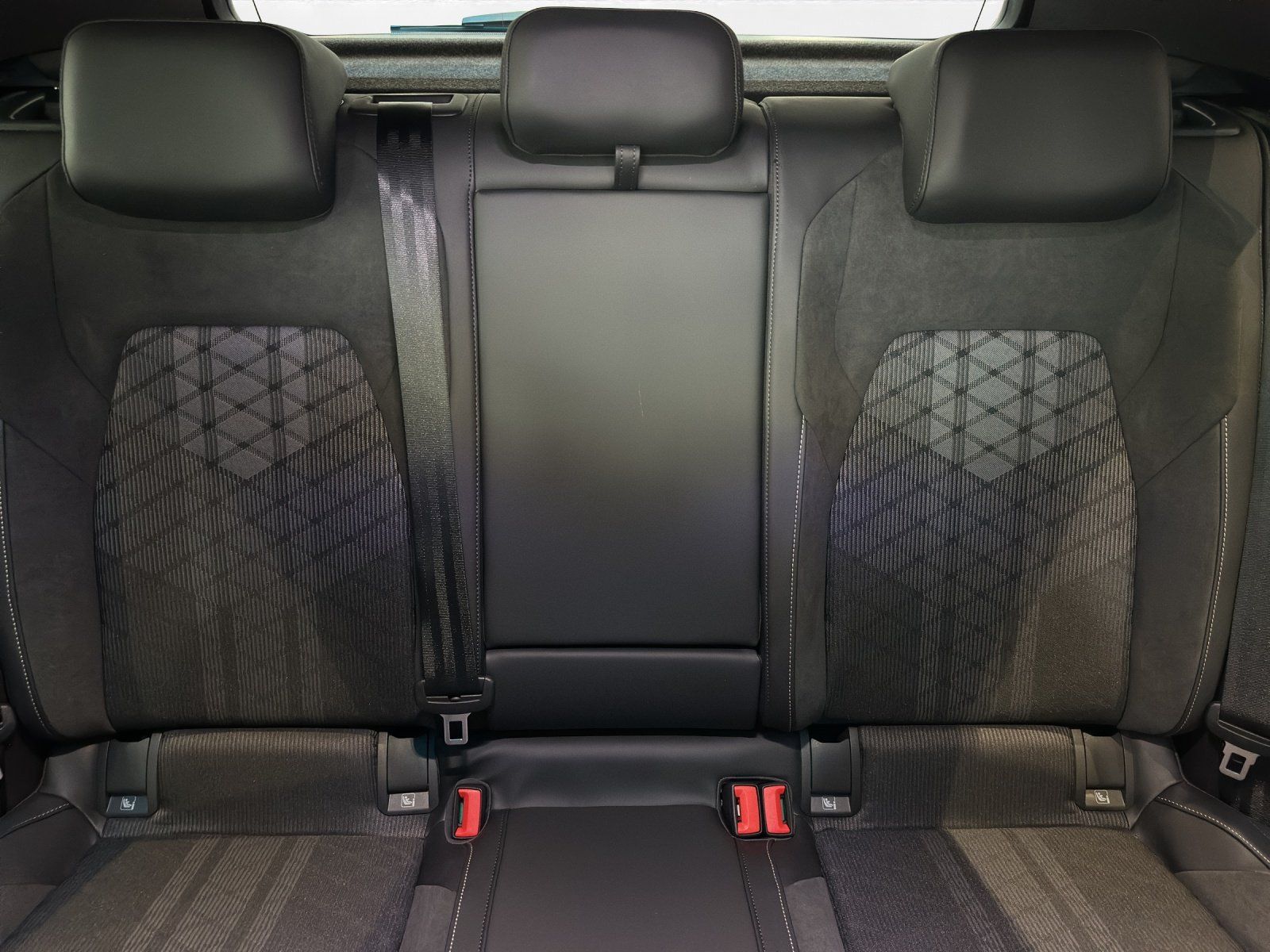 Volkswagen Golf - Bild 12