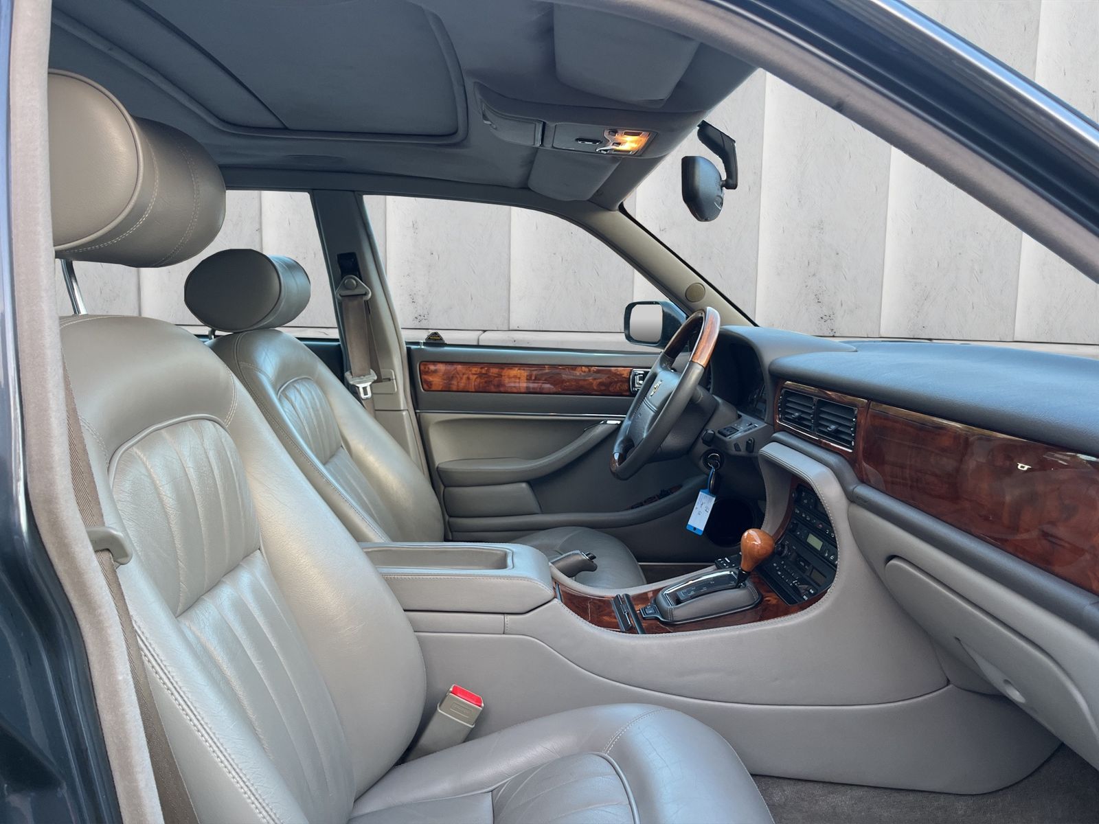 Fahrzeugabbildung Jaguar XJ X300 LWB**Standheizung**EIN ECHTER JAGUAR**