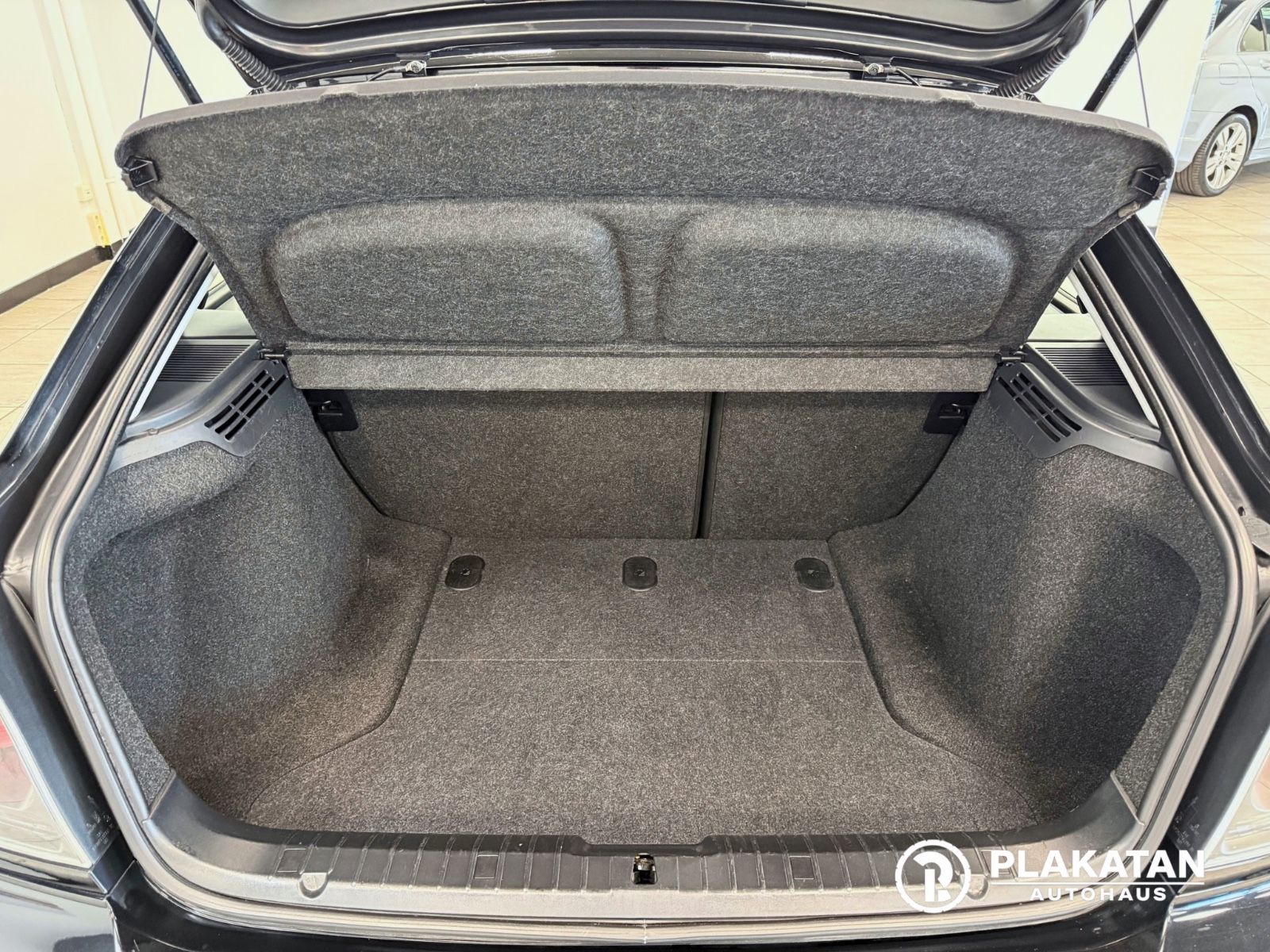 Fahrzeugabbildung BMW 316ti Compact