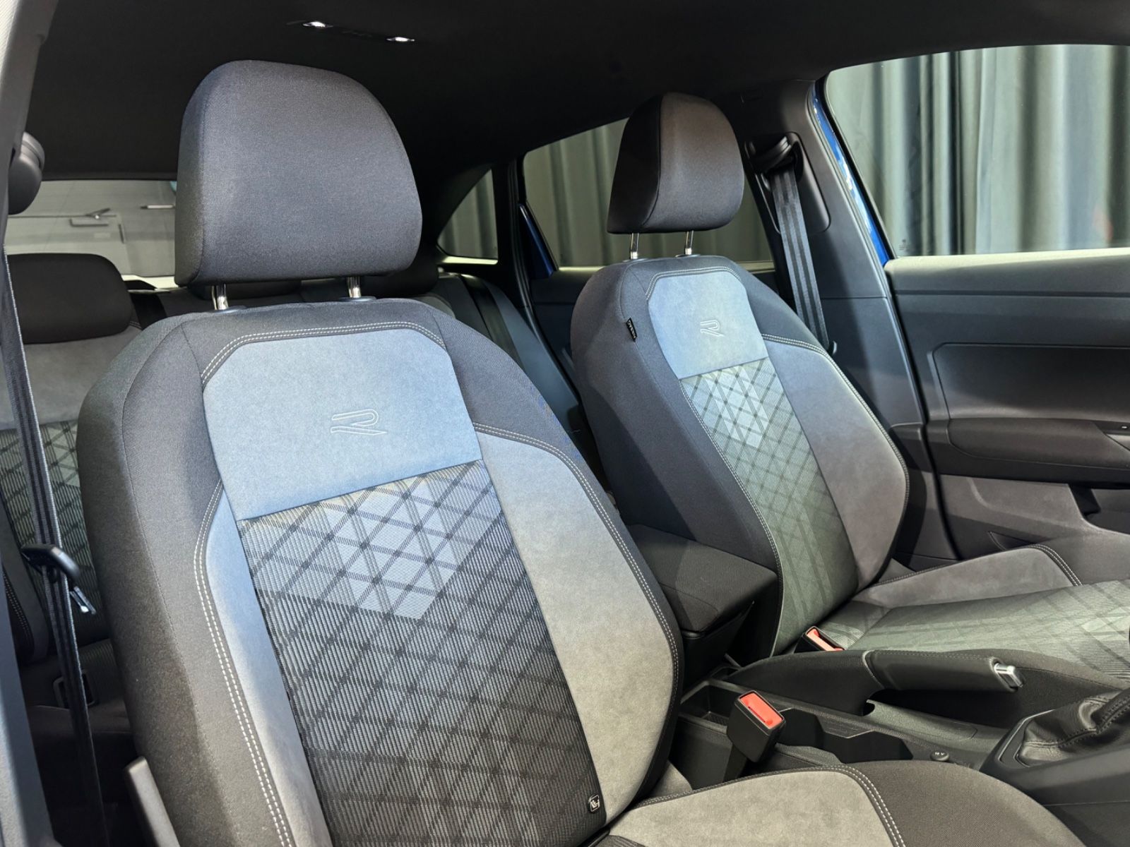 Fahrzeugabbildung Volkswagen Taigo R-Line|DSG|NAVI|KAMERA|ACC|