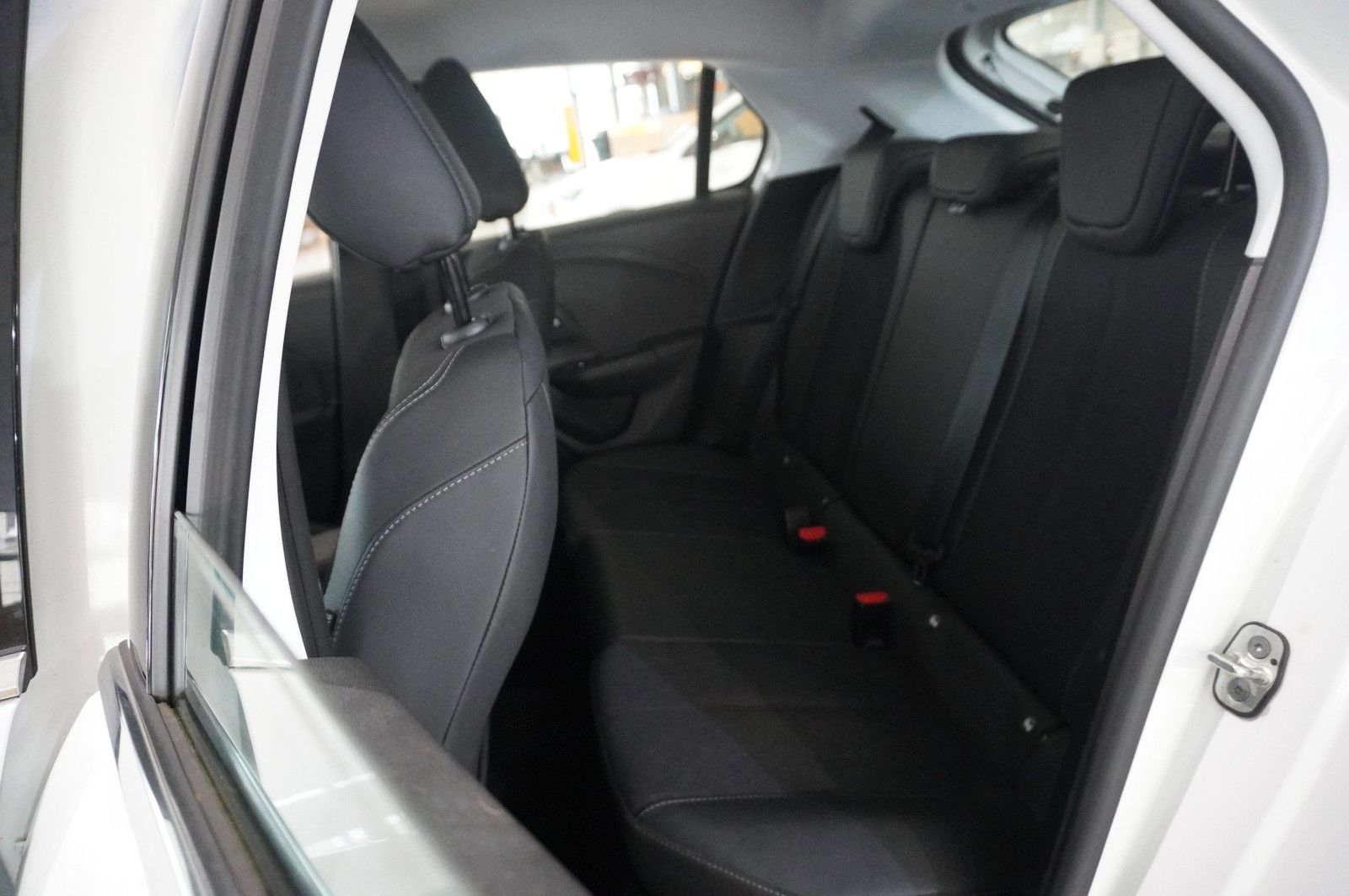 Fahrzeugabbildung Opel Corsa F 1.2T ELEGANCE NAVI/LED/KAMERA/SPORT/VIRT