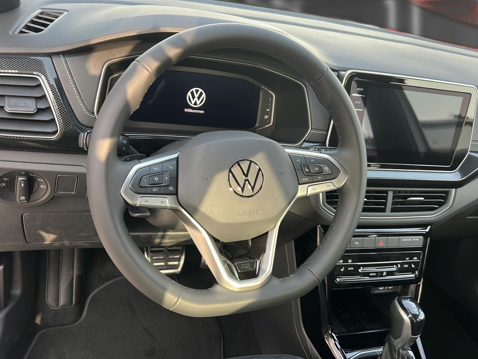 Volkswagen T-Cross - Bild 11