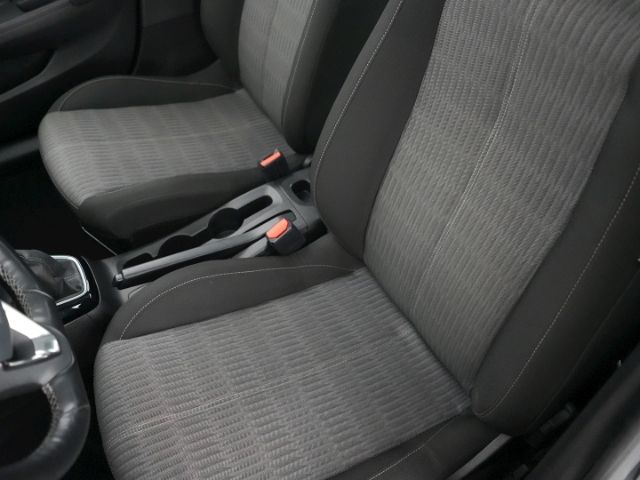 Corsa F EDITION+RÜCKFAHRKAMERA+SITZHEIZUNG+LENKR