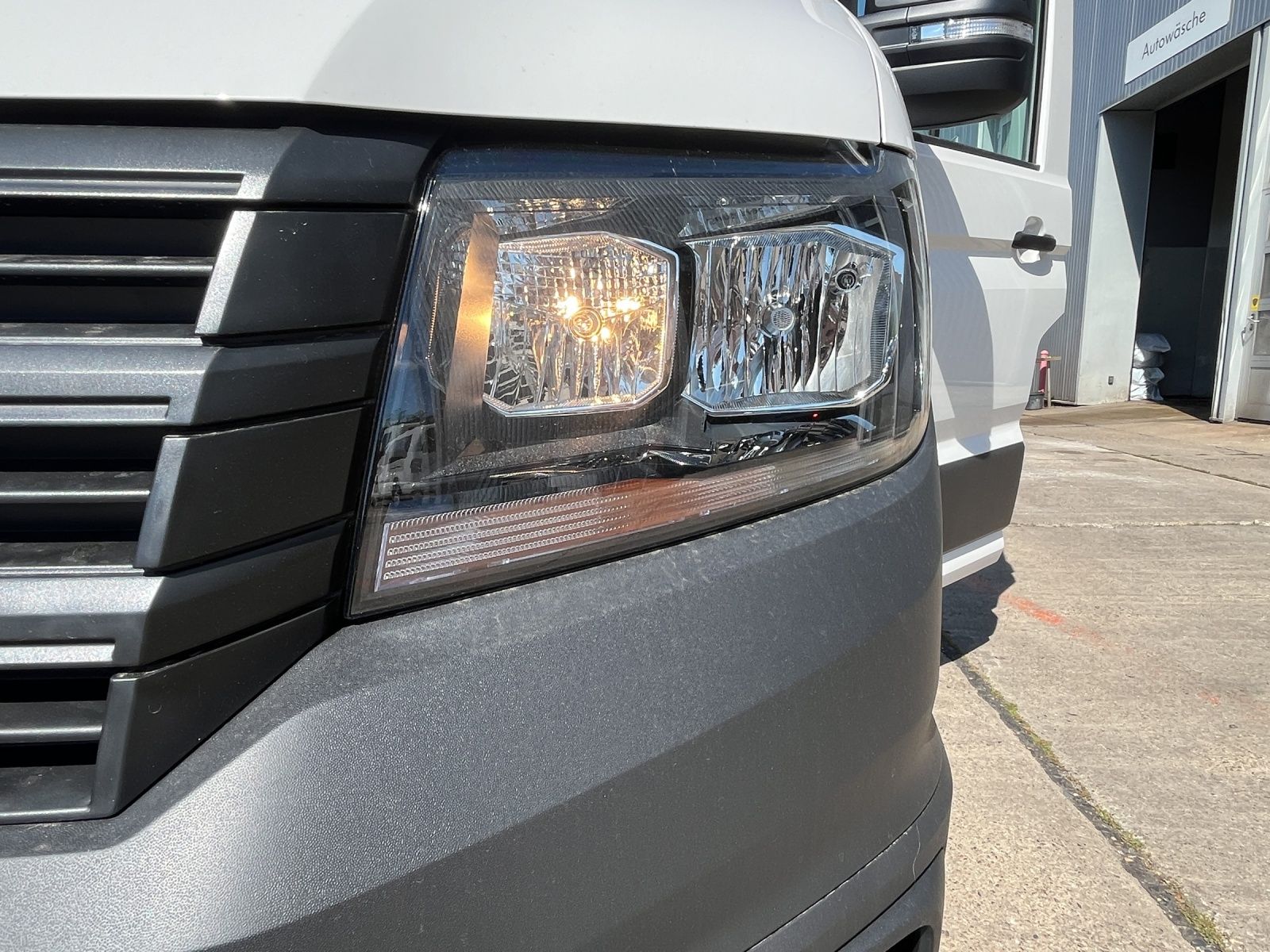 Fahrzeugabbildung Volkswagen Crafter Kasten 35 MR Klima  RFK DAB