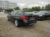 BMW 320d Touring Aut. Luxury ~ Navi ~ Leder ~ Xenon - BMW 320 aus 2012: 320d