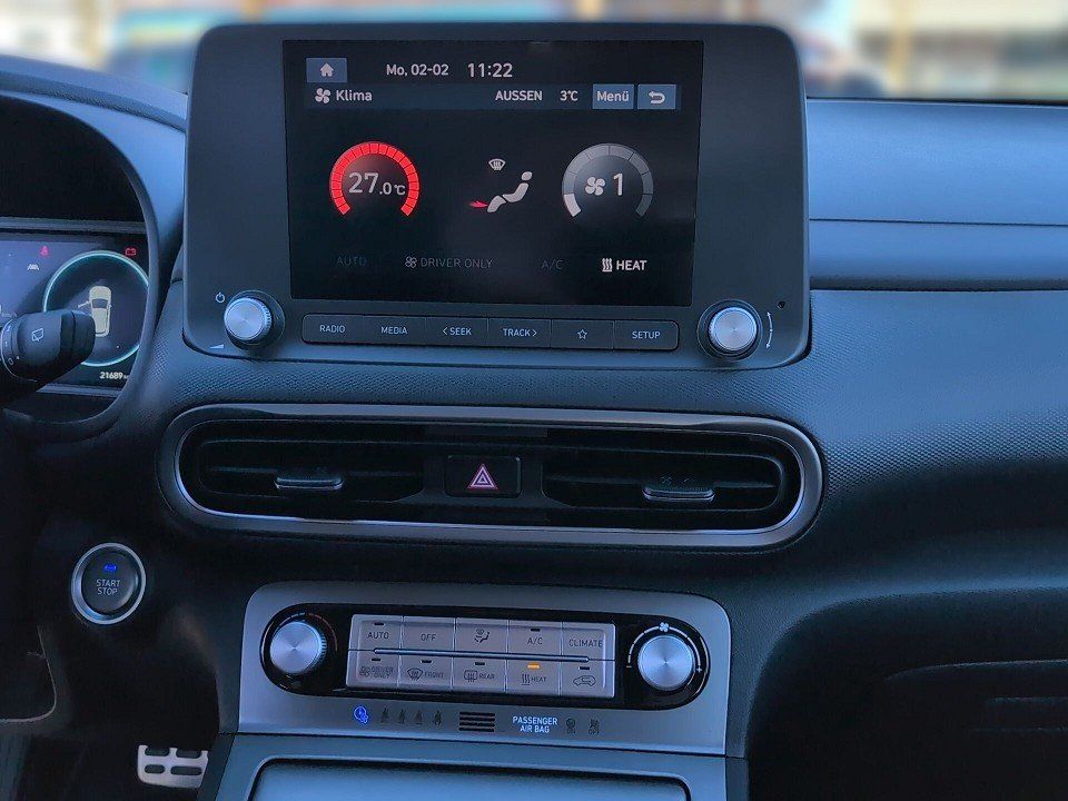 Fahrzeugabbildung Hyundai KONA EV 64kWh SELECT 484KM-RW GARANTIE-12.2030++