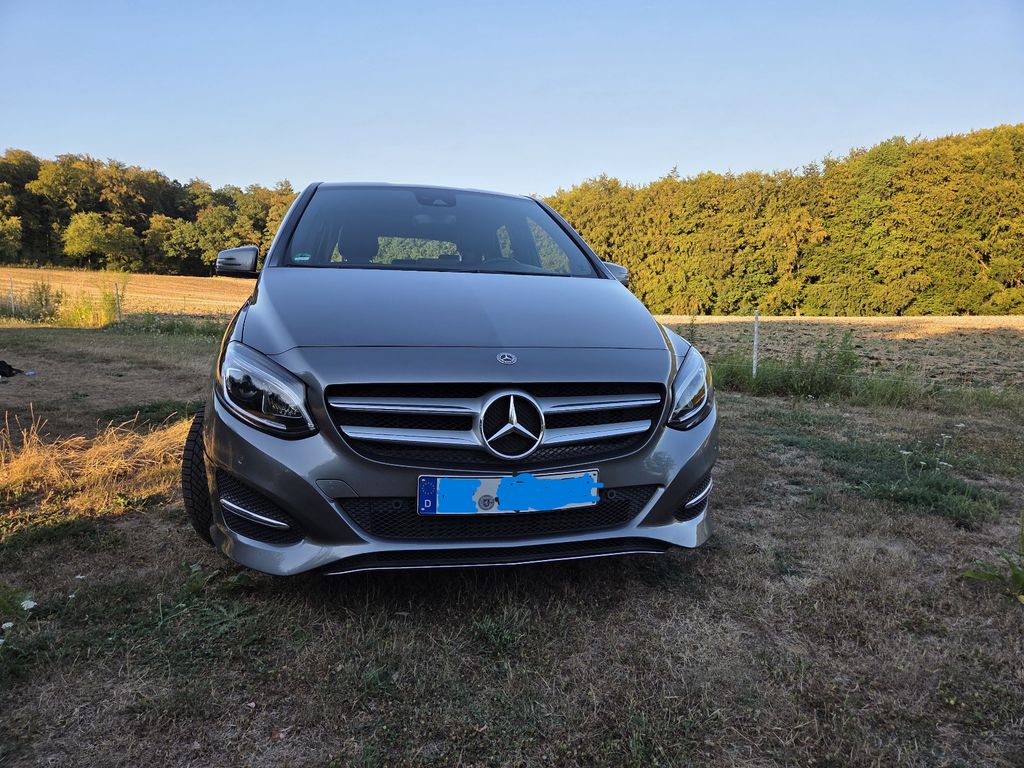 Image of Mercedes-Benz B 200