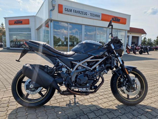 Suzuki SV 650 X  Erstbesitz ab,1,9% eff. Zins