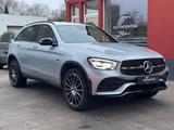 Mercedes-Benz GLC 300 e 4Matic AMG-LINE*MEMORY*BURMESTER*HUD* - Mercedes-Benz GLC 300: Silber