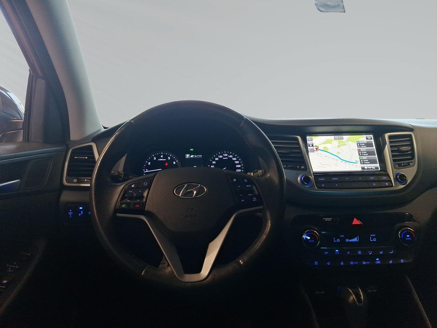 Hyundai Tucson 1.6T 4WD DCT PREMIUM Leder Navi Sich.-P.