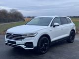 Volkswagen Touareg 4Motion LUFTFEDERUNG+LEDER-PAKET+4*SH €6 - VW Touareg Unfallwagen