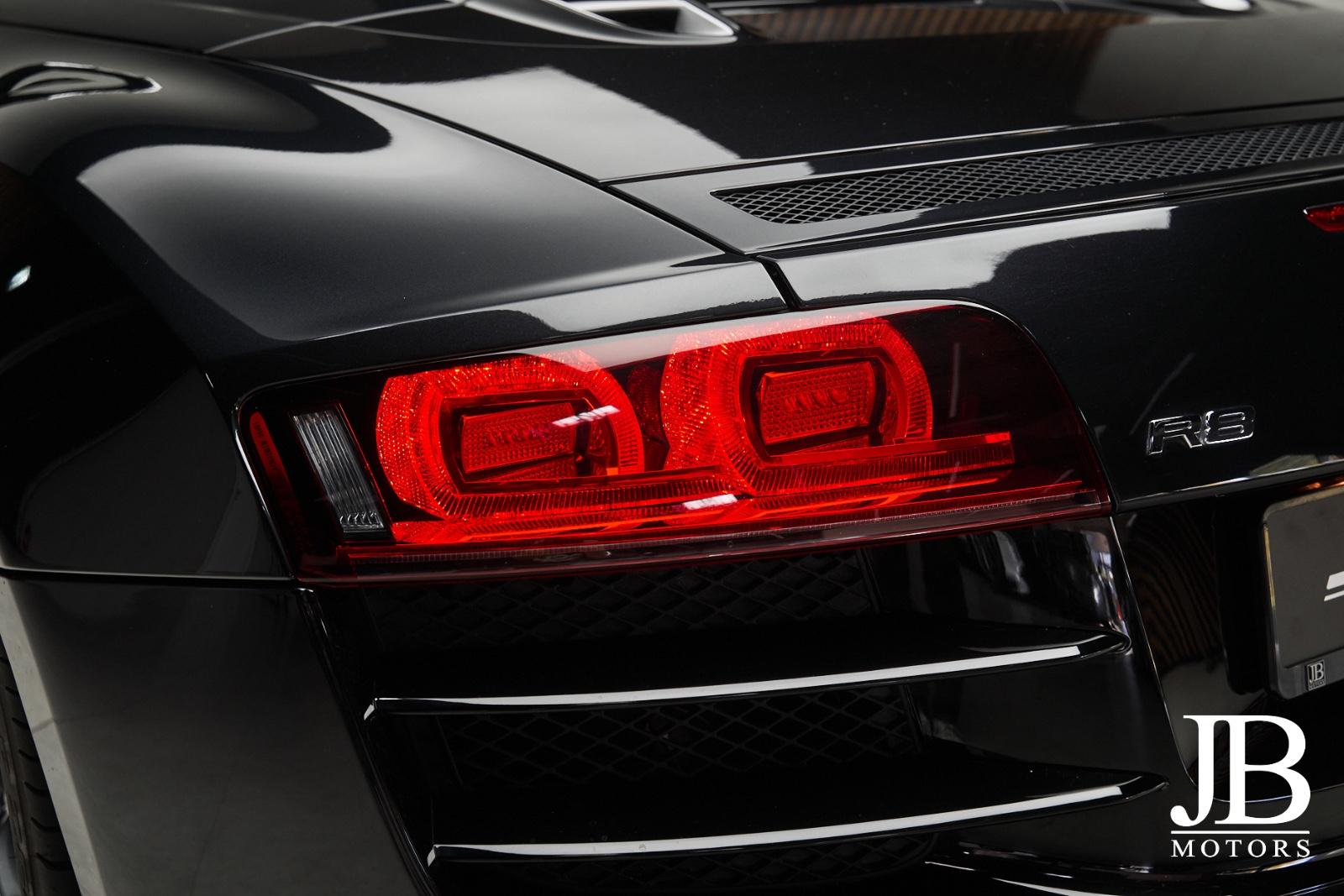 Audi R8 Spyder V10 5.2 FSI 525 ch • Boîte manuelle 6• Magnetic Ride • B&O • Caméra