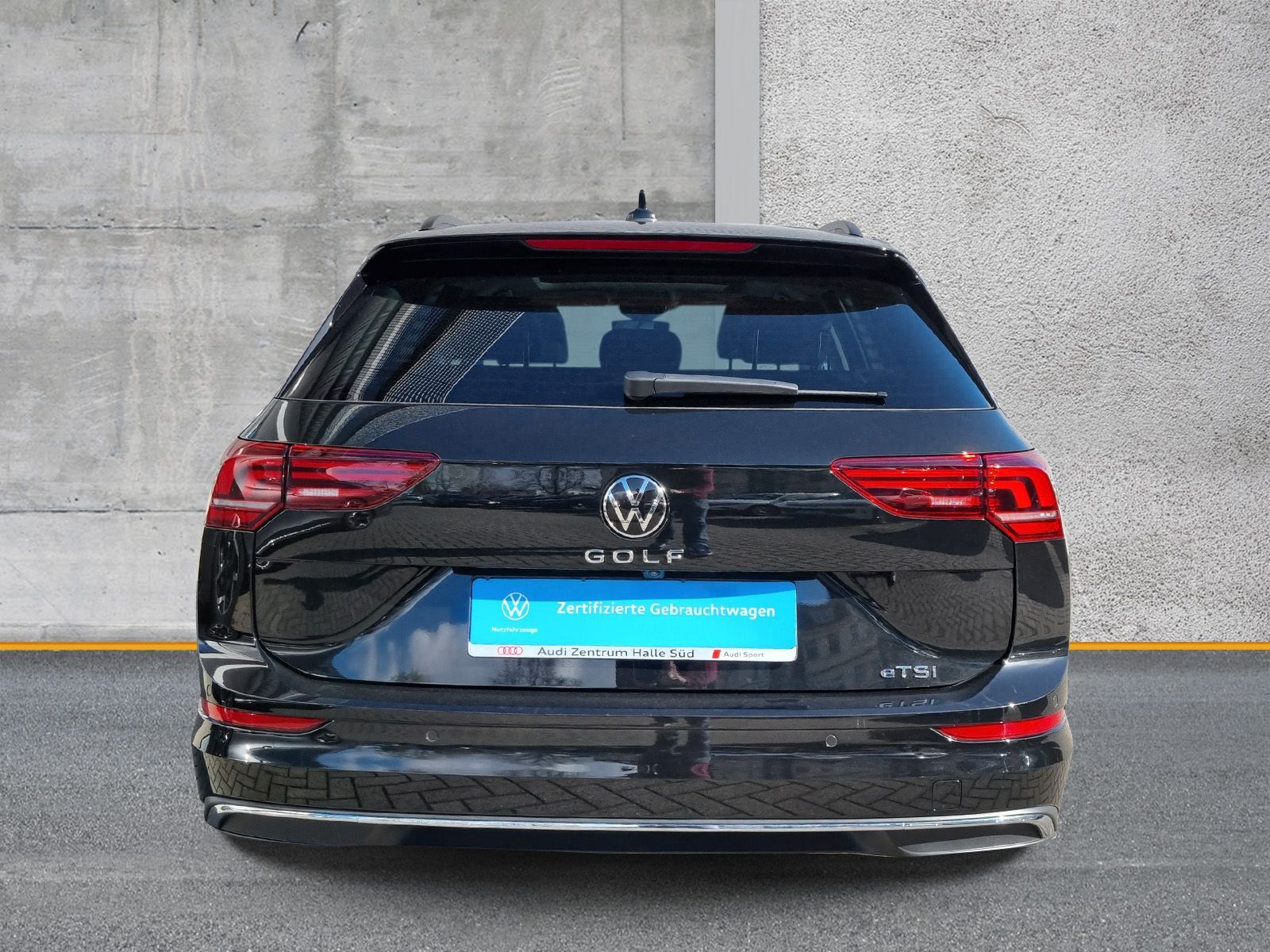 Volkswagen Golf VIII Variant 1.5 eTSI DSG Goal AHK PANO KAM foto 4