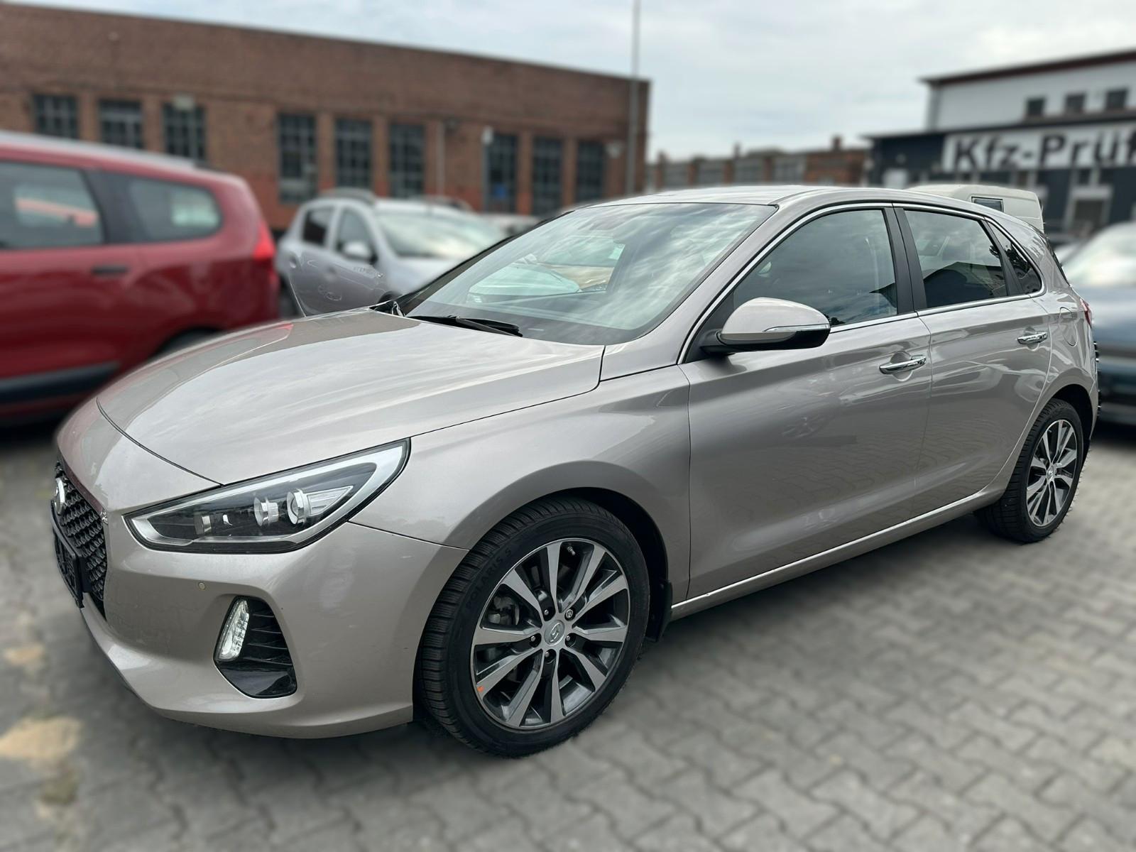 Hyundai i30 1.4 T-GDI Premium 1.Hand