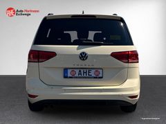 VW Touran 2.0 TDI Trendline DSG Taxi Kindersitz 7-S VW Touran 2.0 TDI Trendline DSG Taxi Kindersitz 7-S