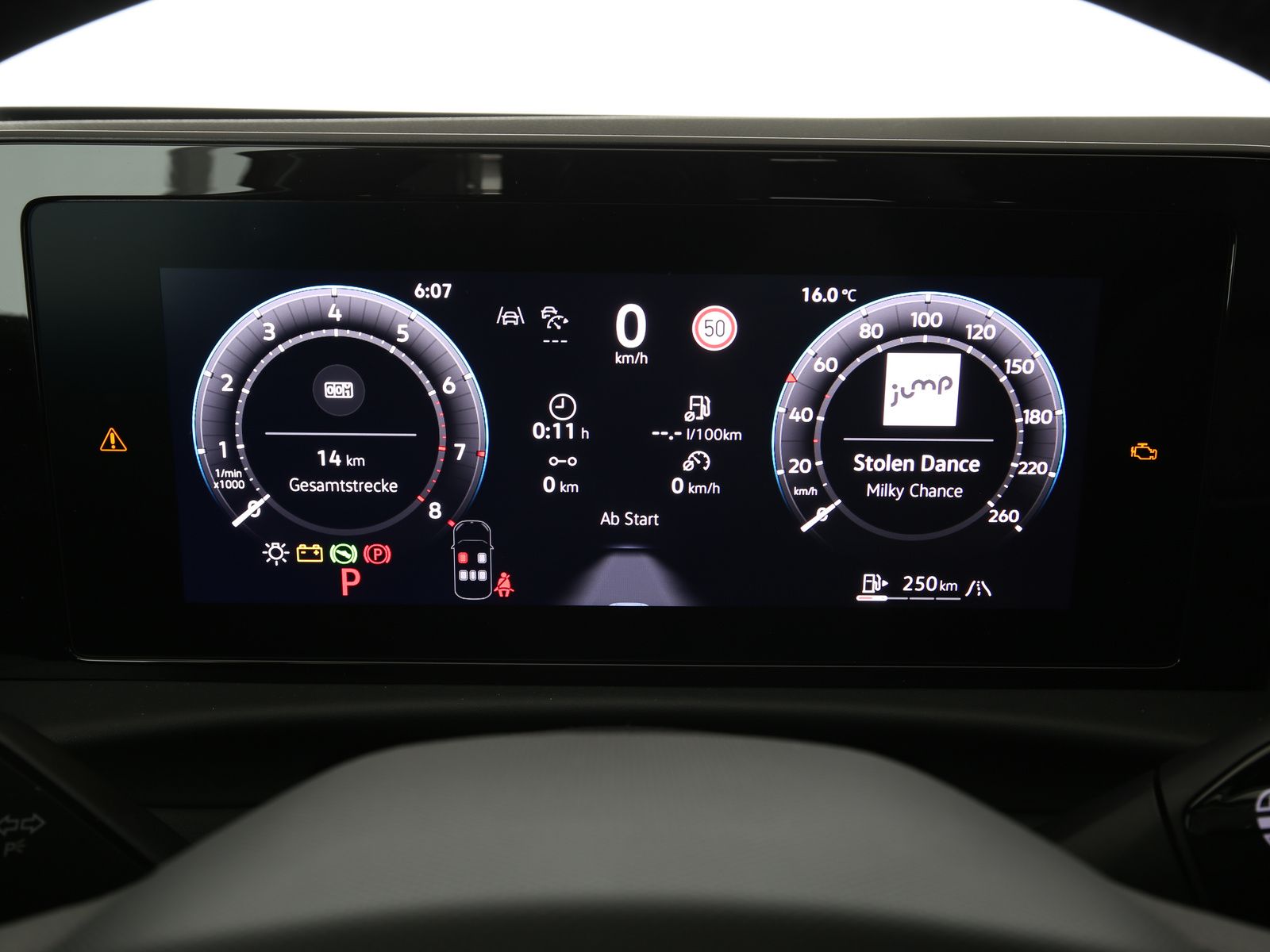 Volkswagen T-Roc - Bild 12