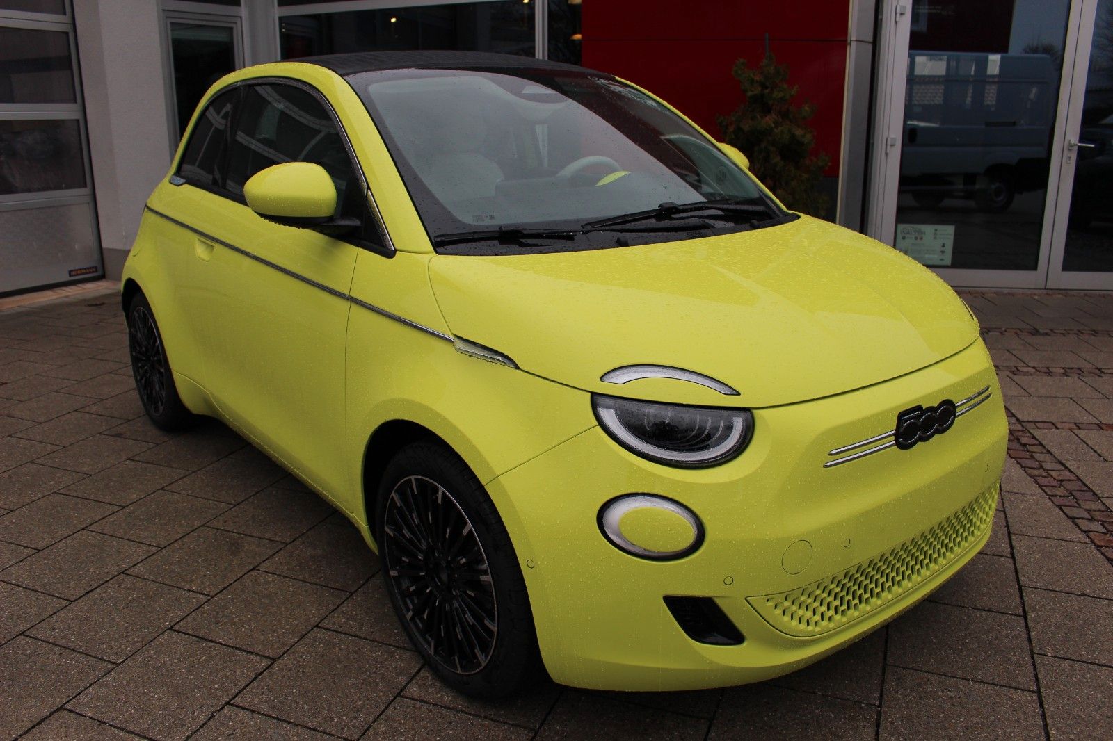Fiat 500e La Prima Cabrio Anzahlung BAFA  3000.-€ !!