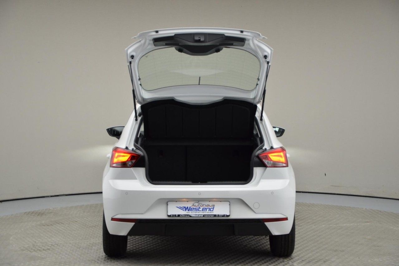 Fahrzeugabbildung SEAT Ibiza Reference 1.0l 59kW 5-Gang LED SHZ Klima