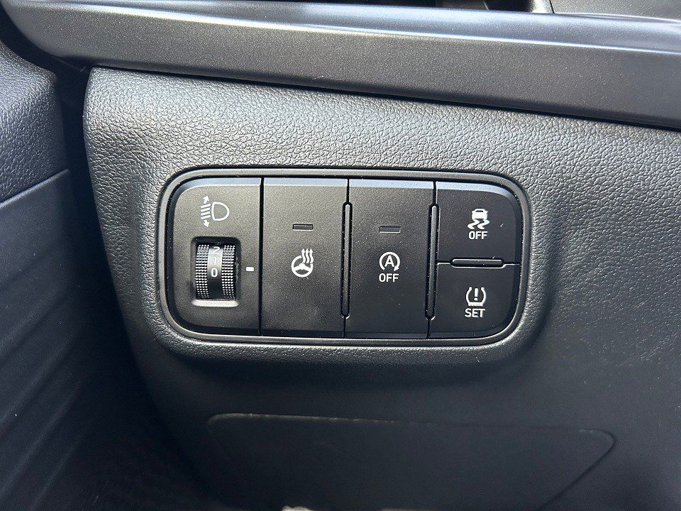 Fahrzeugabbildung Hyundai i20 1.0T 48V 7DCT SELECT FUNK-P 1HD GARANTIE-28