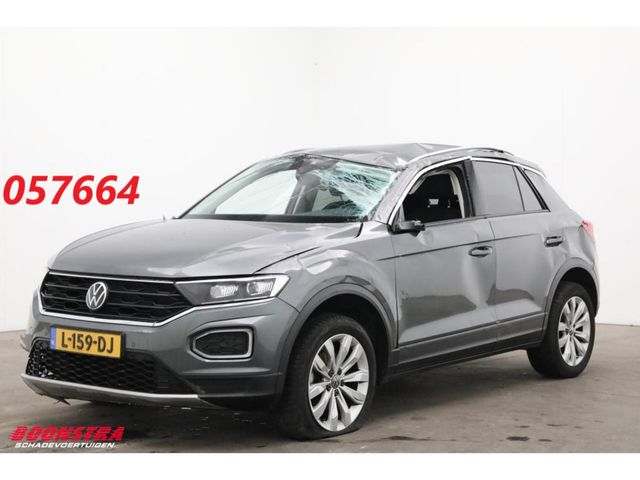 Volkswagen T-Roc 1.5 TSI DSG Style LED ACC Navi klima kamer