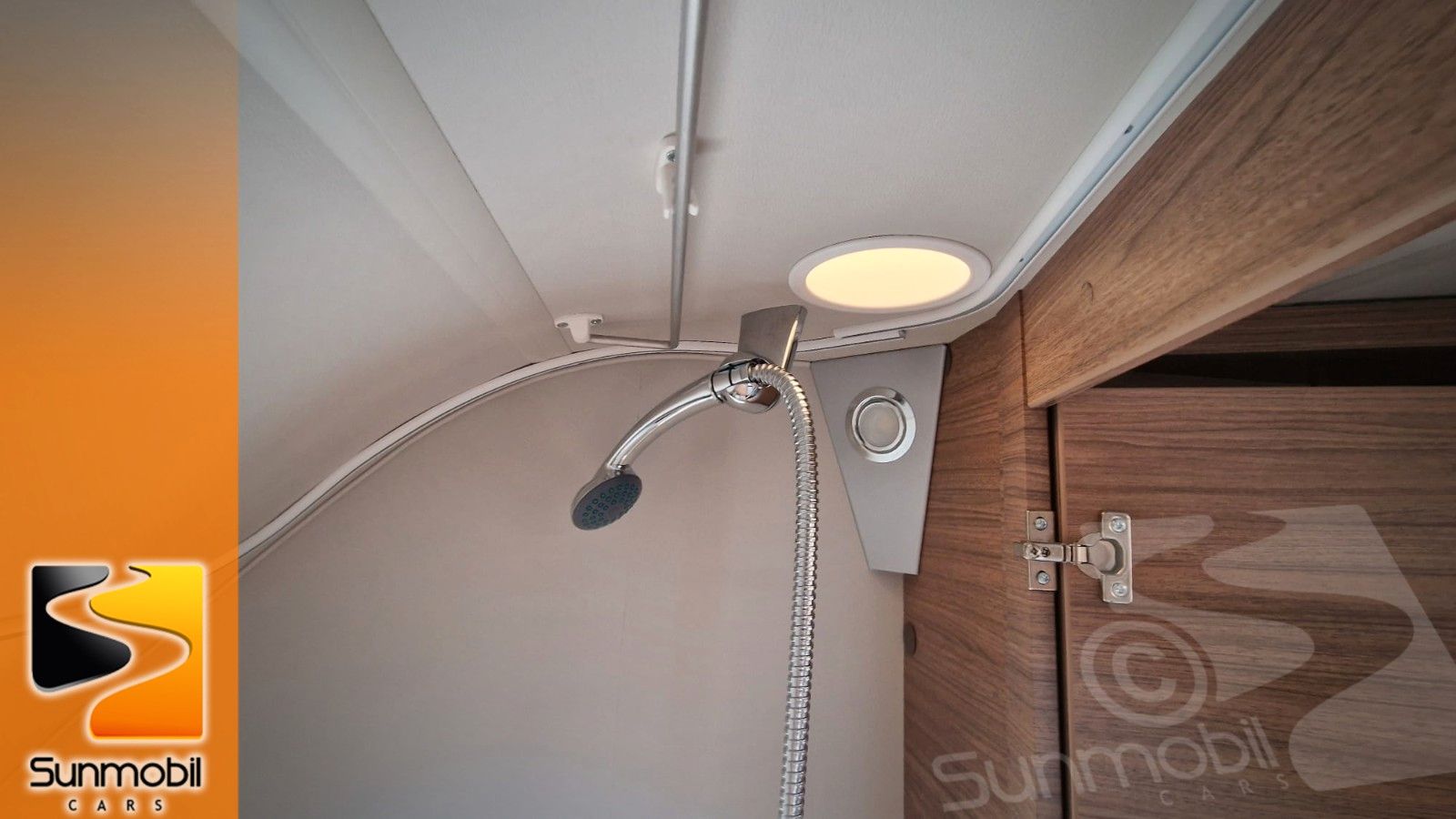 Fahrzeugabbildung Knaus Sport 540 FDK 1.800kg 3fach-Stockbett Plus-Paket