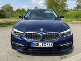 BMW 530i Limousine Luxury Line/Head-up/8F-bereift - BMW 530 von privat