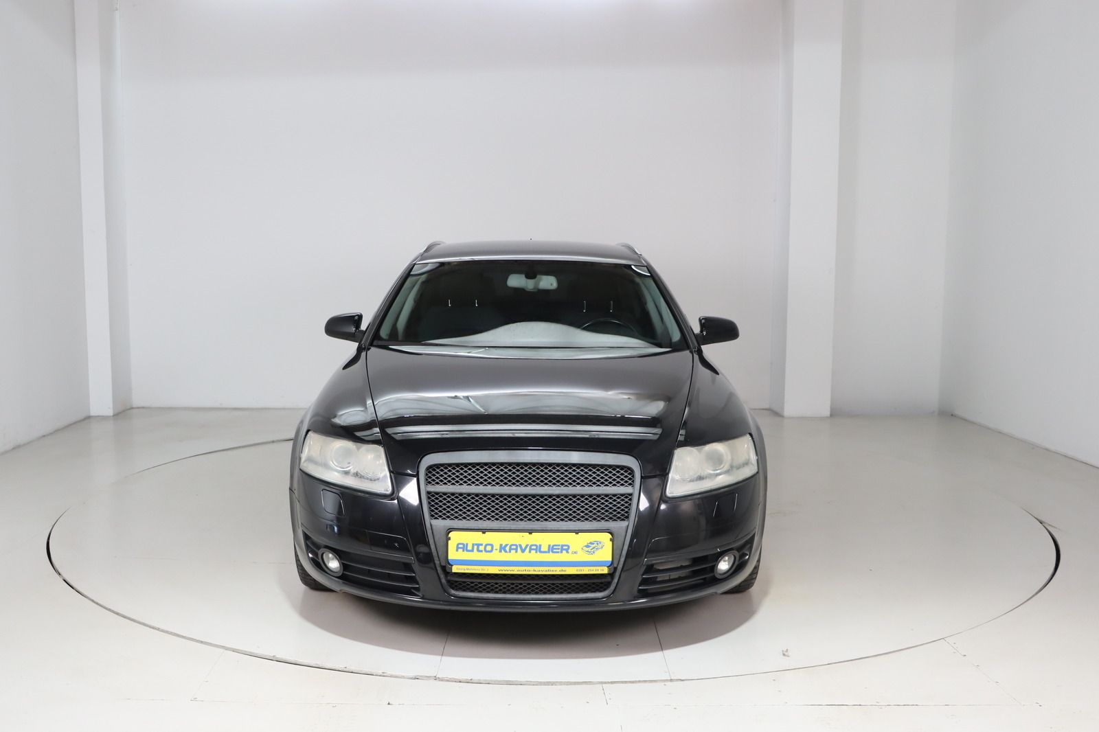 Fahrzeugabbildung Audi A6 2.0 TDI multitronic Avant * Xenon * AHK * PDC