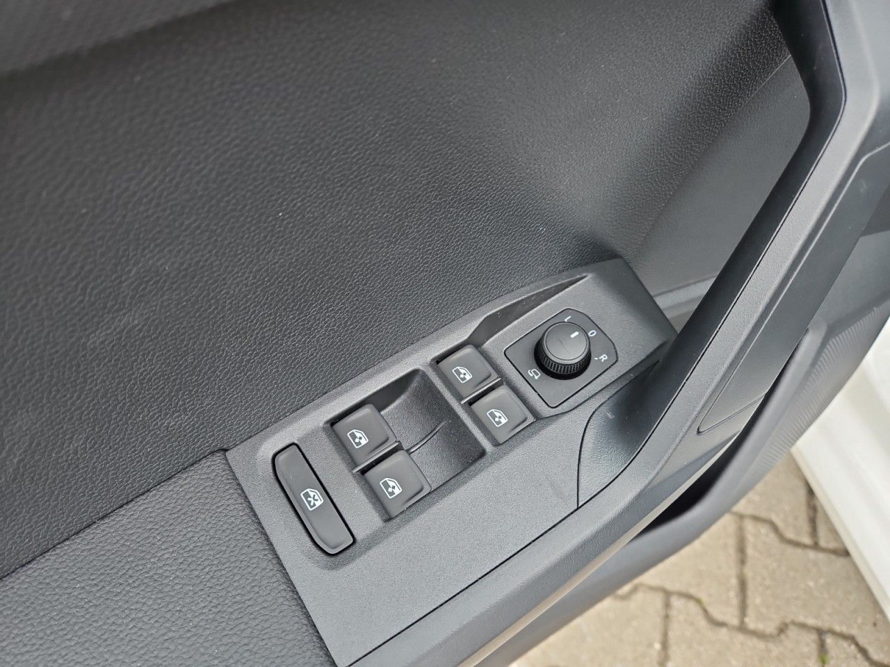 Fahrzeugabbildung SEAT Ibiza Style 1.0 TSI DSG Winterpaket Climatronic