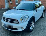 MINI Mini Cooper Countryman 8 fach bereift aux ... - MINI Cooper Countryman mit Diesel-Antrieb: Automatik