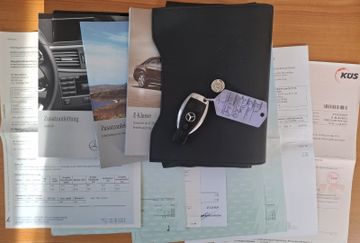 Mercedes E 200 - 2