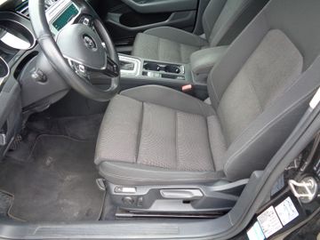 Volkswagen Passat Variant - 9