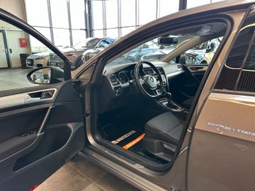 Volkswagen Golf VII Lim. Cup BMT *1.Hand*ACC*AHK*