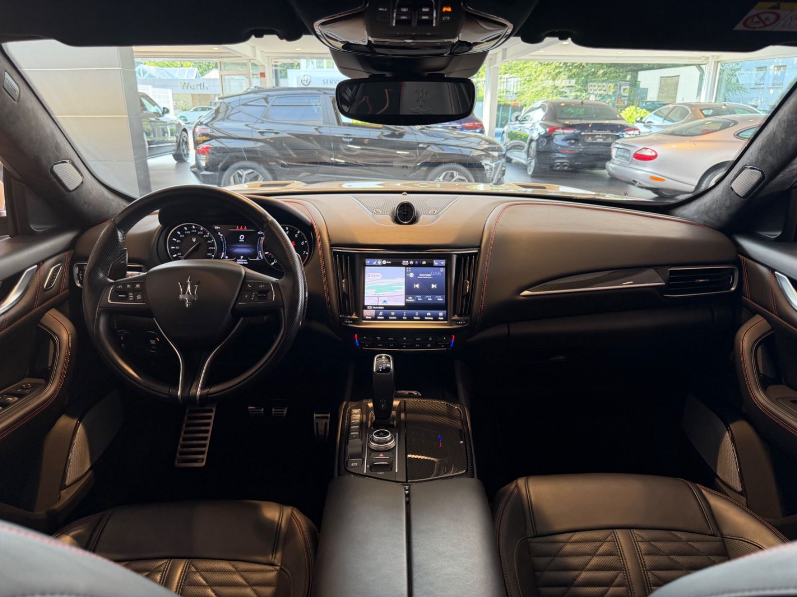 Maserati Levante V8 Trofeo Carbon Panorama foto 5
