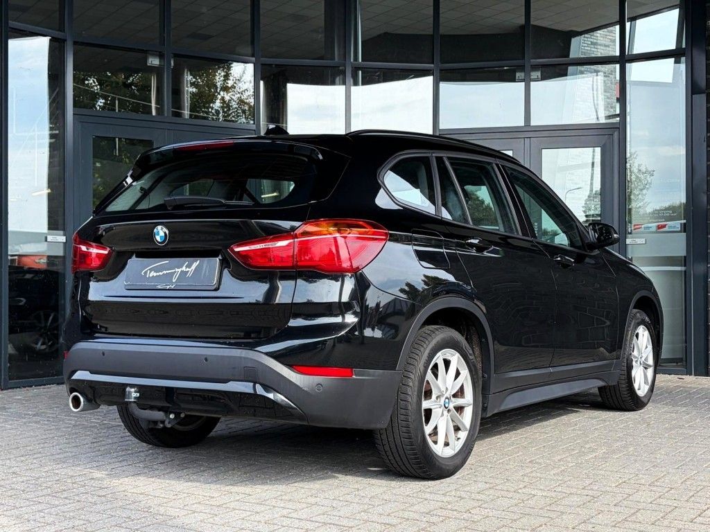 BMW X1 SDRIVE18I - AHK - SENSATEC - NAVI - LM. ALLSE imagem 3