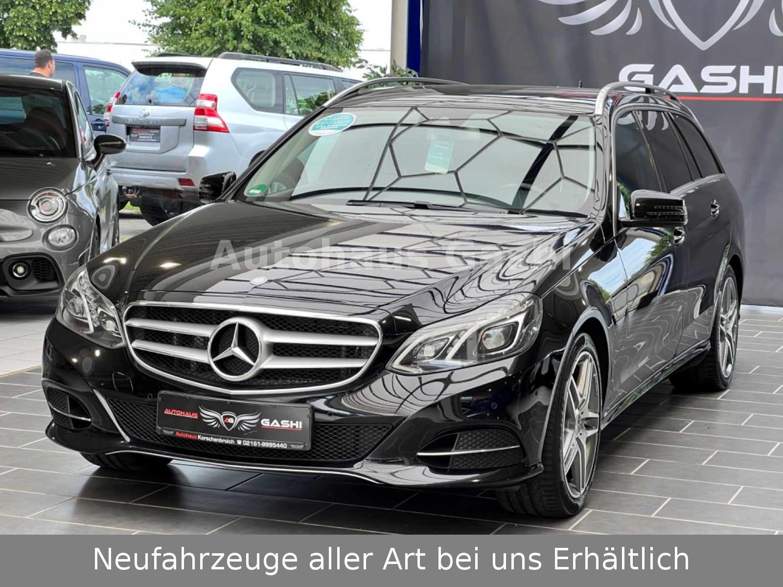 Fahrzeugabbildung Mercedes-Benz E 300 T BlueTEC Avantgarde*9-G*Euro6*LED*AHK*SHZ
