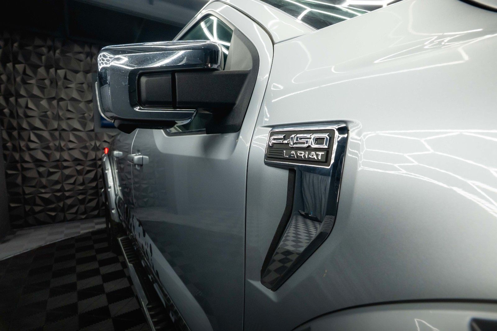 Fahrzeugabbildung Ford F150 3.5 V6 LARIAT RAPTOR SuperCrew 4x4*LED*B&O*