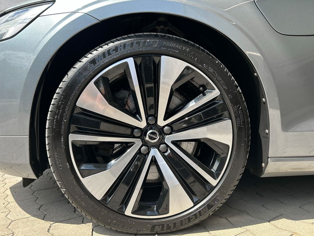 Volvo V60 Kombi Momentum Pro Plug-In Hybrid AWD T6 ACC