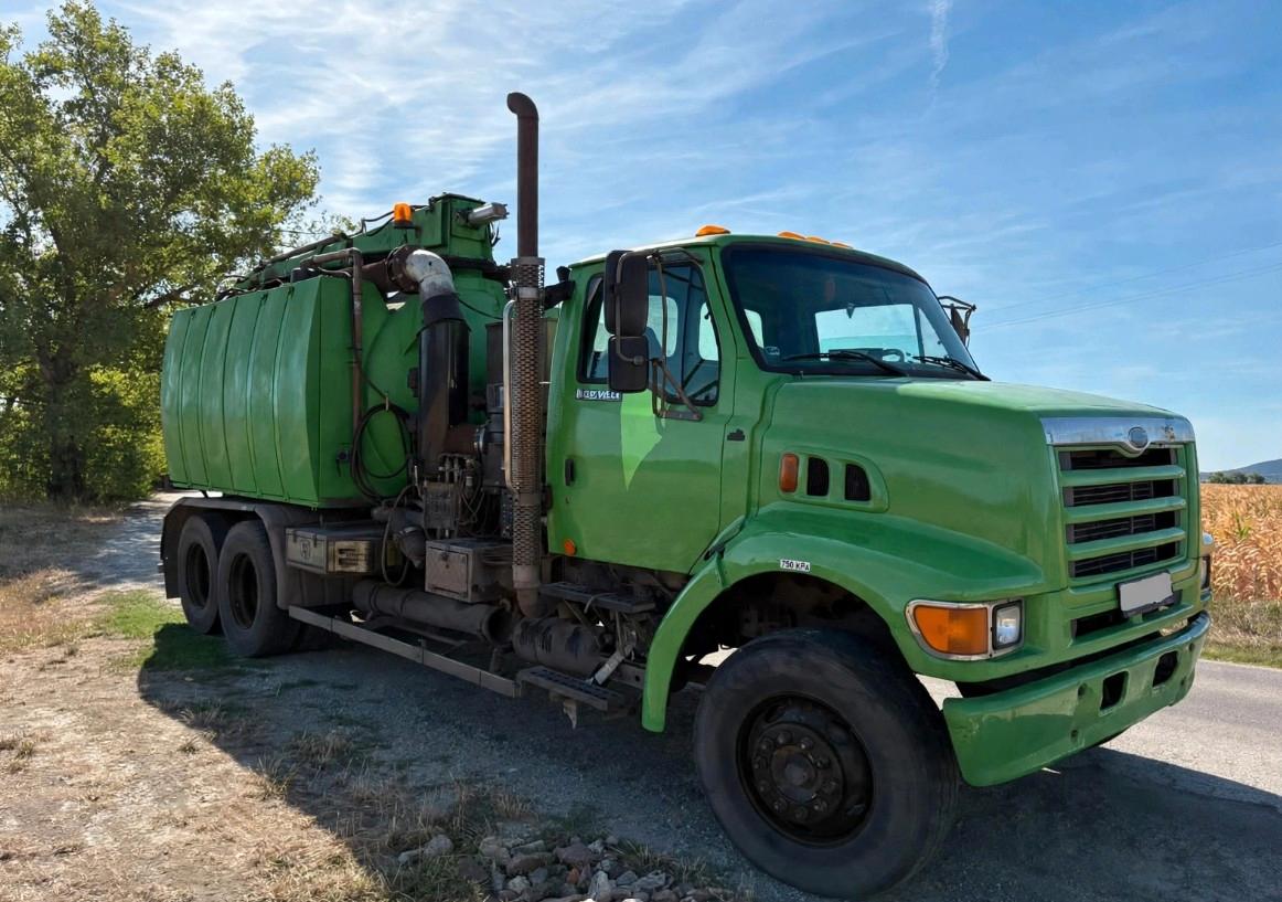 Ford LOUISVILLE L7500 6x4