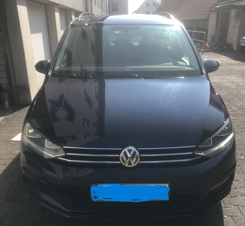 Image of Volkswagen Touran