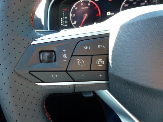 Fahrzeugabbildung SEAT Ibiza FR 1.0 TSI DSG + NAVI + SHZ