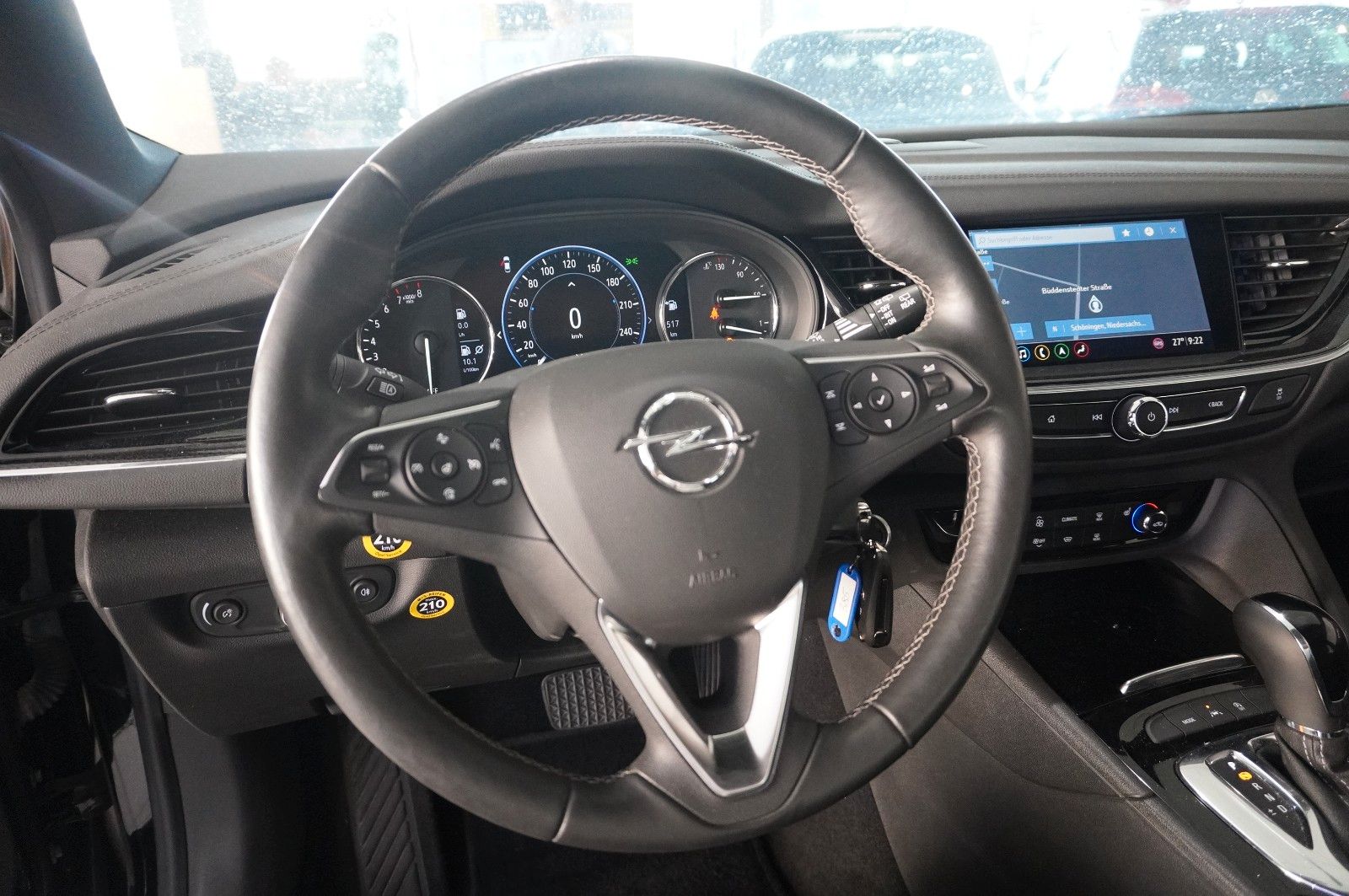 Fahrzeugabbildung Opel Insignia B ST 2.0T ELEGANCE NAVI/LED/VIRT./DAB+